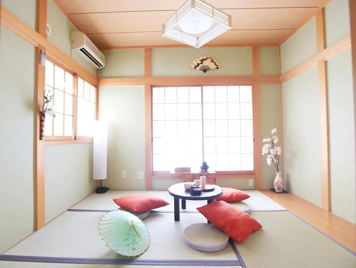 Aoto House 花鳥風月 Apartment Tokyo Japan